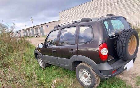 Chevrolet Niva I рестайлинг, 2010 год, 380 000 рублей, 7 фотография