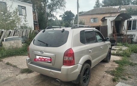Hyundai Tucson III, 2005 год, 650 000 рублей, 3 фотография