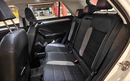 Volkswagen T-Roc I, 2020 год, 2 100 000 рублей, 14 фотография