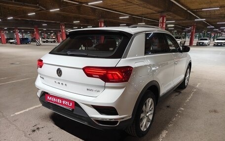 Volkswagen T-Roc I, 2020 год, 2 100 000 рублей, 7 фотография