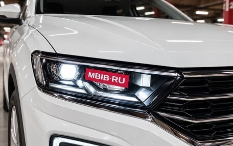 Volkswagen T-Roc I, 2020 год, 2 100 000 рублей, 9 фотография