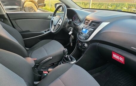 Hyundai Solaris II рестайлинг, 2014 год, 840 000 рублей, 15 фотография