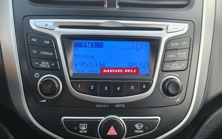 Hyundai Solaris II рестайлинг, 2014 год, 840 000 рублей, 22 фотография