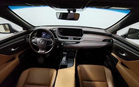 Lexus ES VII, 2020 год, 3 675 000 рублей, 19 фотография