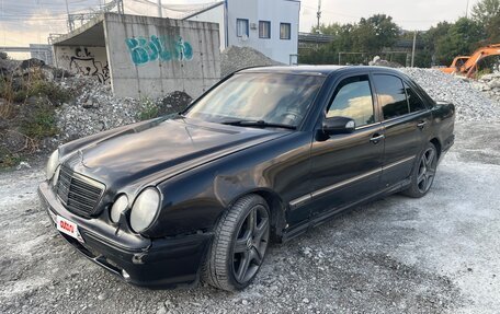 Mercedes-Benz E-Класс, 2001 год, 265 000 рублей, 2 фотография