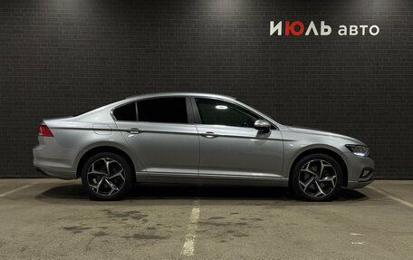 Volkswagen Passat B8 рестайлинг, 2020 год, 2 425 000 рублей, 4 фотография
