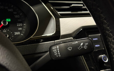 Volkswagen Passat B8 рестайлинг, 2020 год, 2 425 000 рублей, 23 фотография