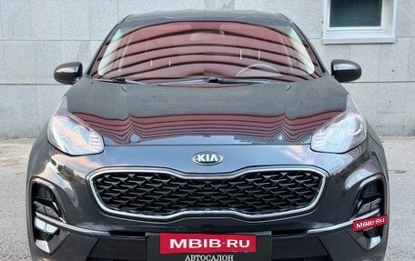 KIA Sportage IV рестайлинг, 2018 год, 1 649 000 рублей, 3 фотография