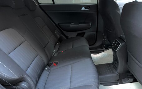 KIA Sportage IV рестайлинг, 2018 год, 1 649 000 рублей, 14 фотография