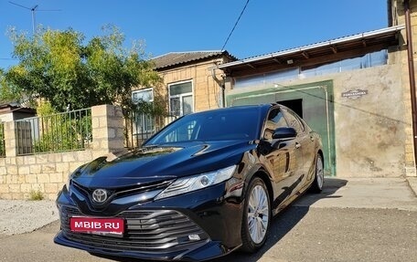 Toyota Camry, 2016 год, 2 100 000 рублей, 1 фотография