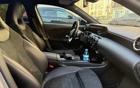 Mercedes-Benz A-Класс, 2020 год, 2 550 000 рублей, 6 фотография