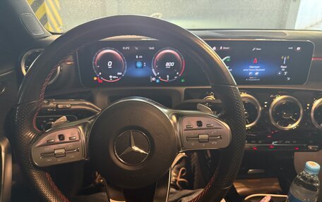 Mercedes-Benz A-Класс, 2020 год, 2 550 000 рублей, 18 фотография
