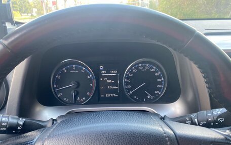 Toyota RAV4, 2018 год, 2 400 000 рублей, 6 фотография