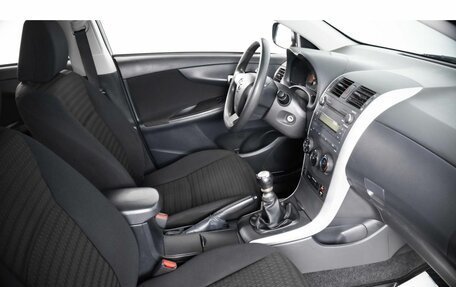 Toyota Corolla, 2011 год, 889 000 рублей, 10 фотография