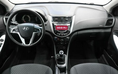 Hyundai Solaris II рестайлинг, 2012 год, 749 900 рублей, 8 фотография