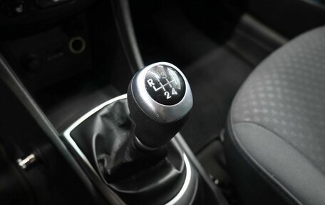 Hyundai Solaris II рестайлинг, 2012 год, 749 900 рублей, 18 фотография