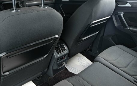 Volkswagen Tiguan II, 2017 год, 2 259 000 рублей, 9 фотография