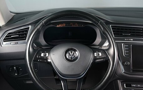 Volkswagen Tiguan II, 2017 год, 2 259 000 рублей, 14 фотография
