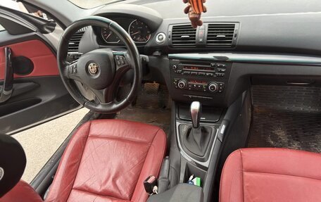 BMW 1 серия, 2009 год, 1 220 000 рублей, 12 фотография