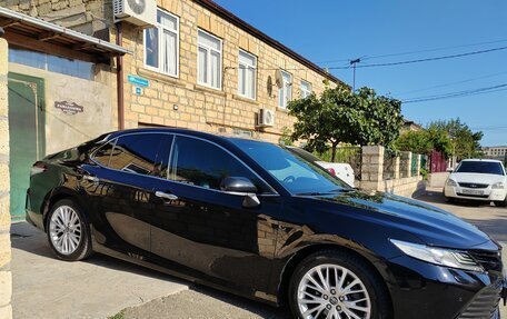 Toyota Camry, 2016 год, 2 100 000 рублей, 4 фотография