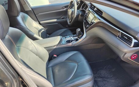 Toyota Camry, 2016 год, 2 100 000 рублей, 11 фотография