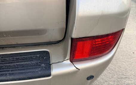 Toyota Land Cruiser Prado 120 рестайлинг, 2007 год, 1 900 000 рублей, 15 фотография