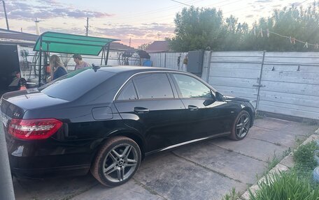 Mercedes-Benz E-Класс, 2011 год, 1 350 000 рублей, 6 фотография