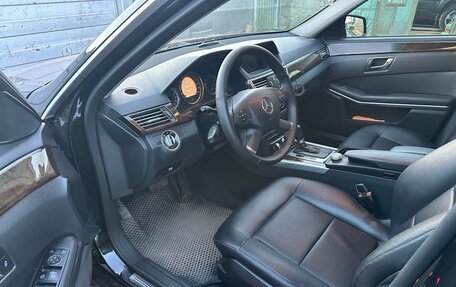 Mercedes-Benz E-Класс, 2011 год, 1 350 000 рублей, 3 фотография