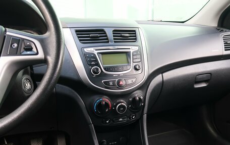 Hyundai Solaris II рестайлинг, 2012 год, 719 000 рублей, 17 фотография