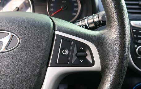 Hyundai Solaris II рестайлинг, 2012 год, 719 000 рублей, 24 фотография