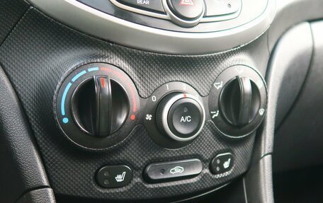 Hyundai Solaris II рестайлинг, 2012 год, 719 000 рублей, 19 фотография