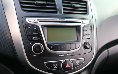 Hyundai Solaris II рестайлинг, 2012 год, 719 000 рублей, 18 фотография