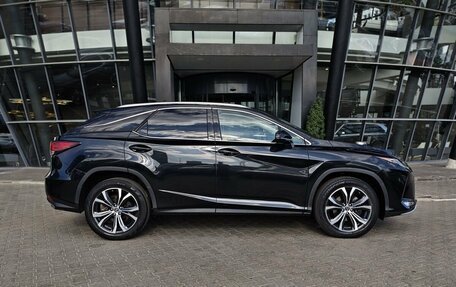 Lexus RX IV рестайлинг, 2022 год, 4 990 000 рублей, 6 фотография