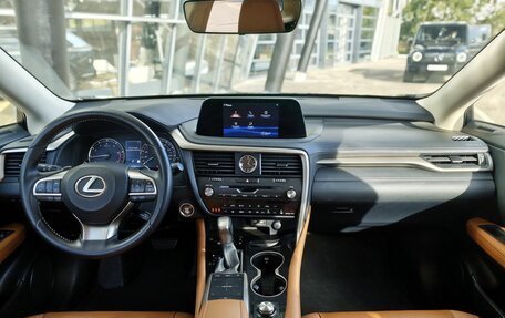 Lexus RX IV рестайлинг, 2022 год, 4 990 000 рублей, 13 фотография