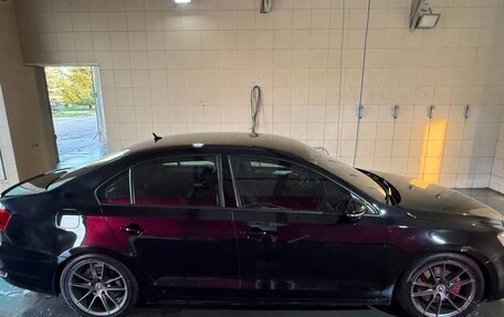 Volkswagen Jetta VI, 2013 год, 1 330 000 рублей, 6 фотография