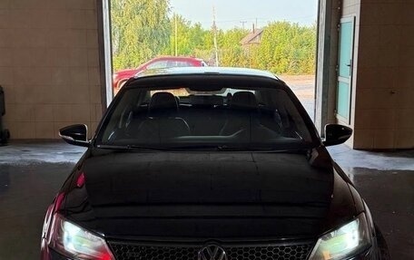 Volkswagen Jetta VI, 2013 год, 1 330 000 рублей, 4 фотография
