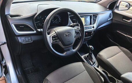Hyundai Solaris II рестайлинг, 2018 год, 1 299 000 рублей, 5 фотография