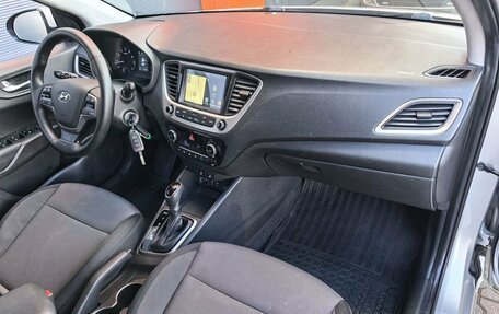 Hyundai Solaris II рестайлинг, 2018 год, 1 299 000 рублей, 10 фотография
