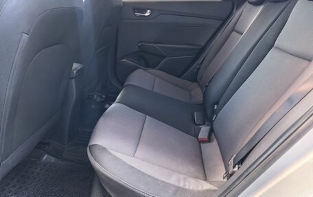 Hyundai Solaris II рестайлинг, 2018 год, 1 299 000 рублей, 18 фотография