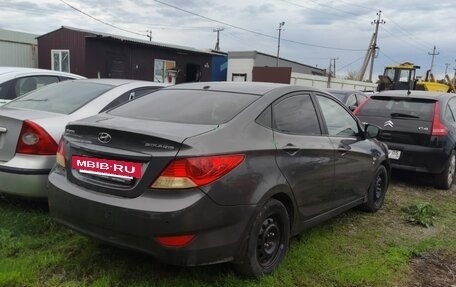 Hyundai Solaris II рестайлинг, 2013 год, 325 000 рублей, 2 фотография