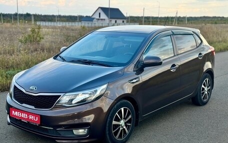 KIA Rio III рестайлинг, 2016 год, 1 030 000 рублей, 1 фотография