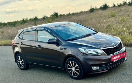 KIA Rio III рестайлинг, 2016 год, 1 030 000 рублей, 2 фотография