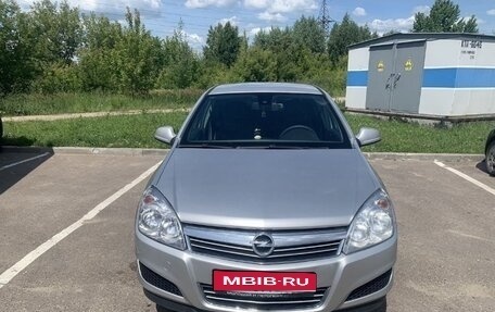 Opel Astra H, 2012 год, 530 000 рублей, 1 фотография