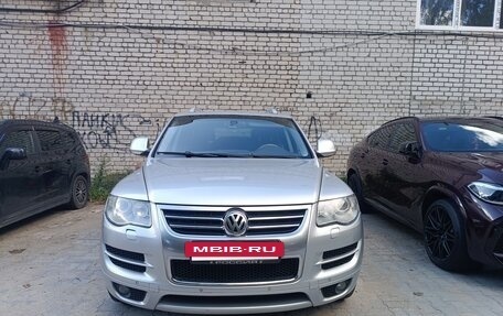Volkswagen Touareg III, 2008 год, 1 270 000 рублей, 2 фотография