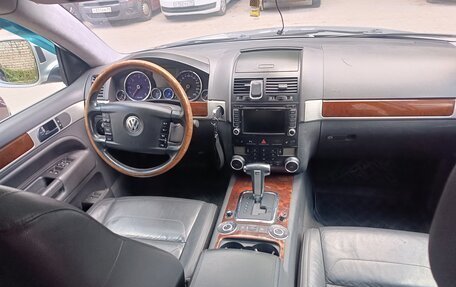 Volkswagen Touareg III, 2008 год, 1 270 000 рублей, 24 фотография