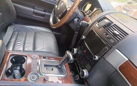 Volkswagen Touareg III, 2008 год, 1 270 000 рублей, 28 фотография