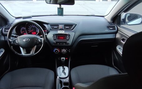 KIA Rio III рестайлинг, 2013 год, 820 000 рублей, 14 фотография