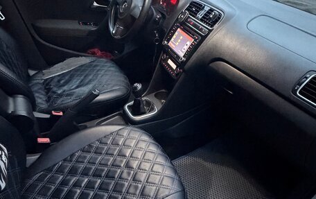 Volkswagen Polo VI (EU Market), 2012 год, 850 000 рублей, 10 фотография
