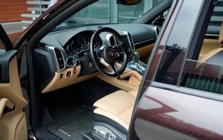 Porsche Cayenne III, 2017 год, 4 499 000 рублей, 6 фотография
