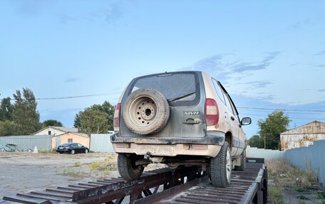 Chevrolet Niva I рестайлинг, 2004 год, 230 000 рублей, 3 фотография